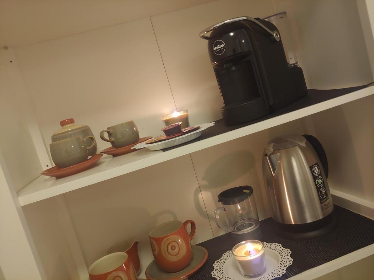 Tiny Room Сассарі Екстер'єр фото