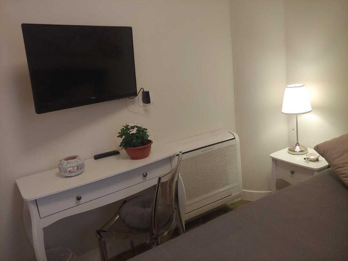 Tiny Room Сассарі Екстер'єр фото